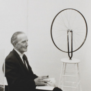 Marcel Duchamp - <p>Marcel Duchamp in the exhibition "Marcel Duchamp, même" at Kestnergesellschaft, Hannover 1965</p> Marcel Duchamp - <p>Marcel Duchamp in the exhibition "Marcel Duchamp, même" at Kestnergesellschaft, Hannover 1965</p>